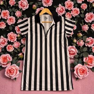 Stylish Black and White Referee Striped Women's Jersey Top